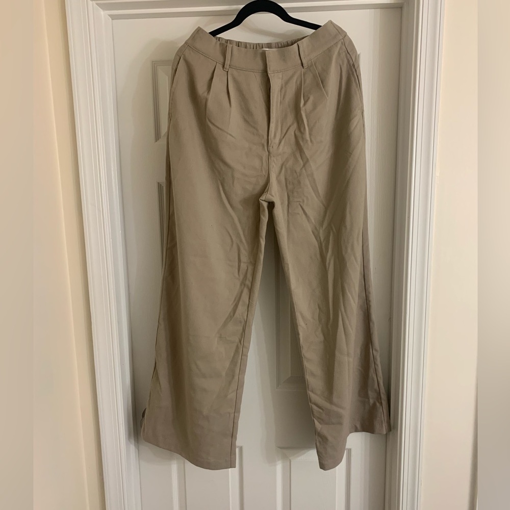 Abercrombie&Fitch khaki trousers - Picture 2 of 2